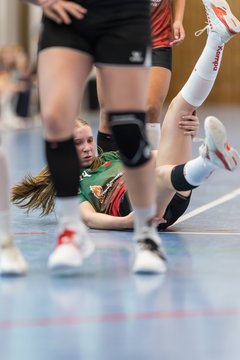 Bild 141 - wBJ HSG Kremperheide/Muensterdorf - HSG Joerl-Doppeleiche Vioel : Ergebnis: 34:23